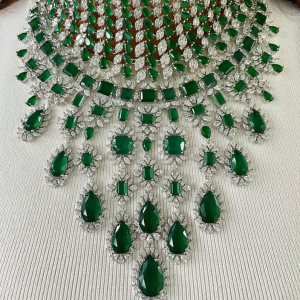Maharani Abbey Emerald Drops Necklace Set